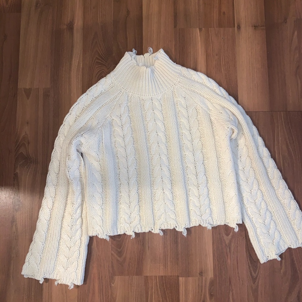 American Eagle cropped sweater